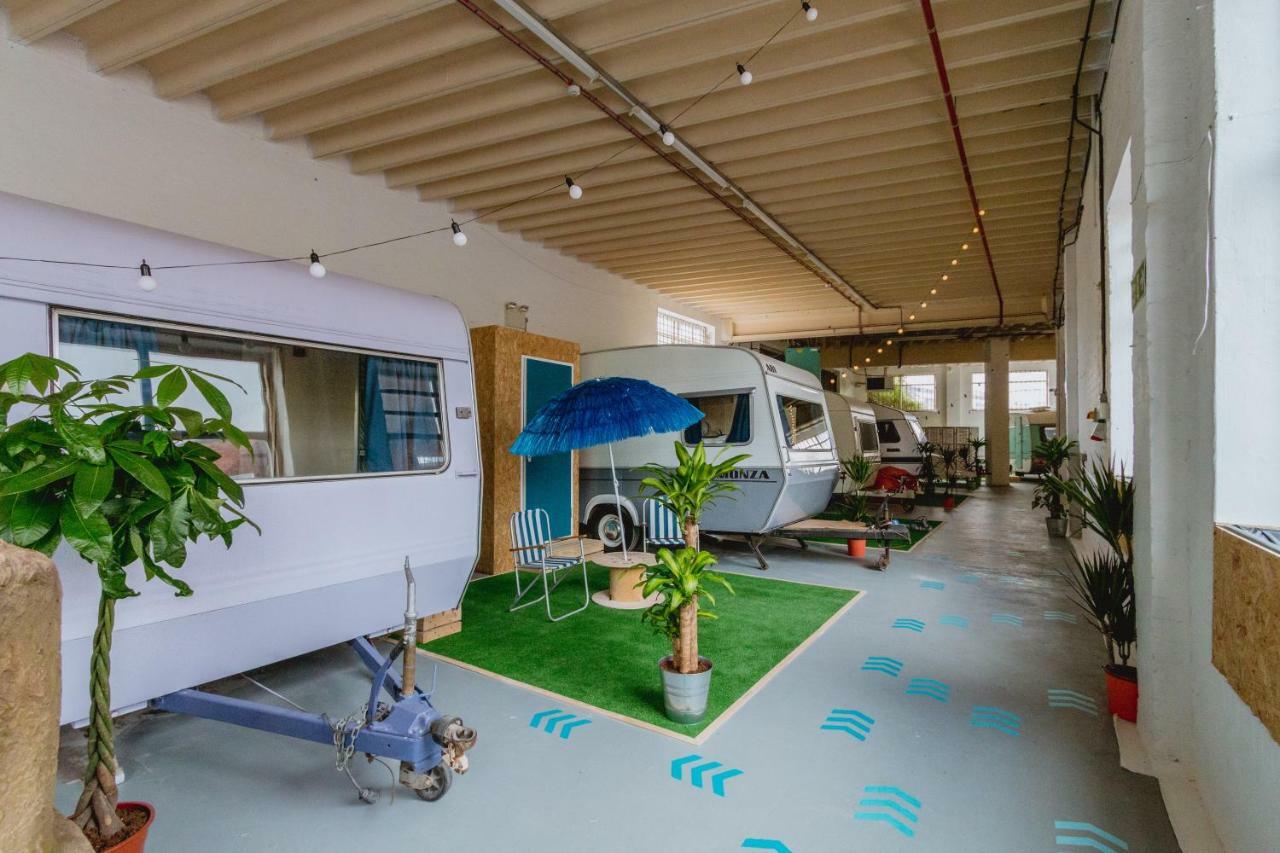 Towed Town Camping Bristol Extérieur photo